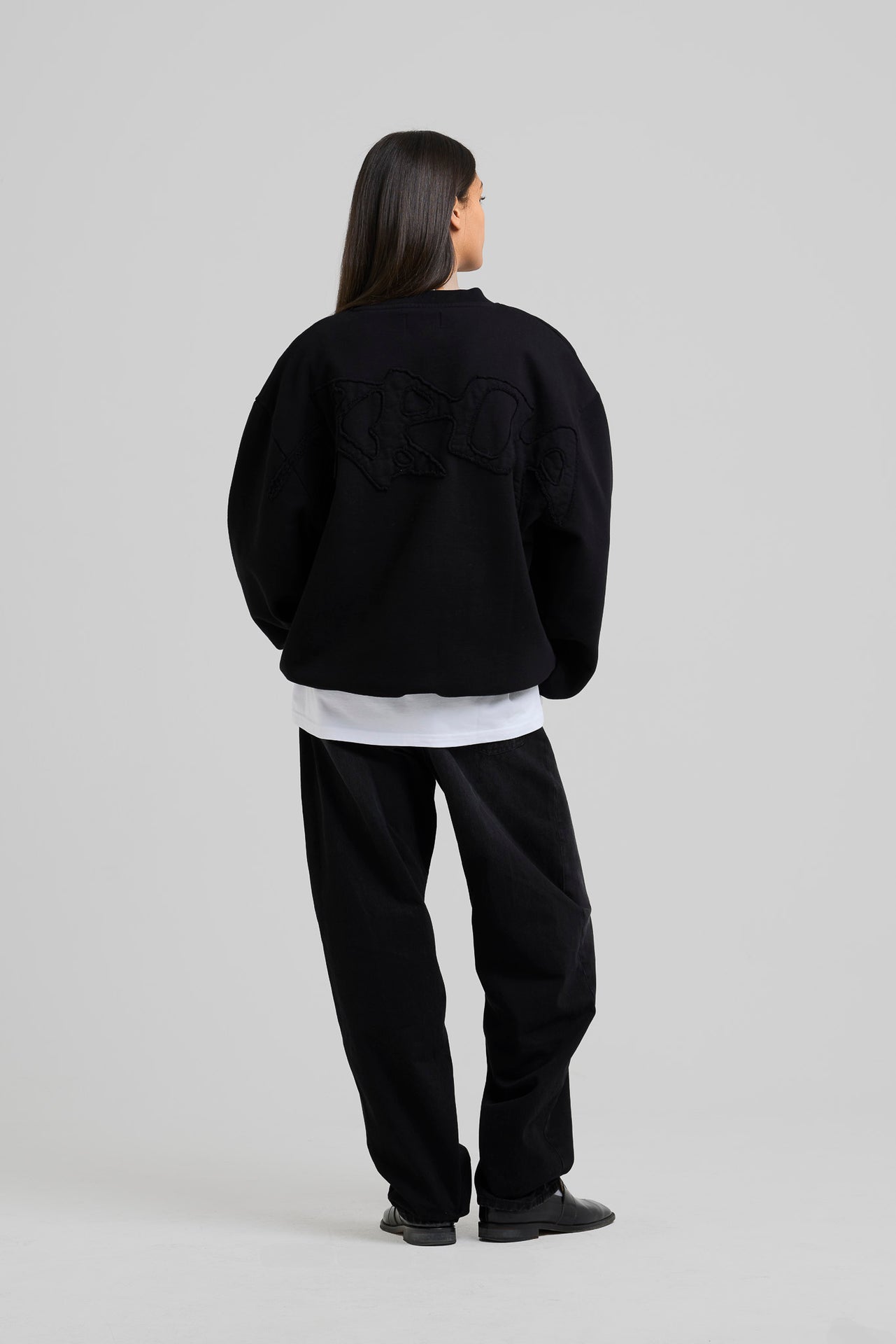 Big Application Crewneck Black